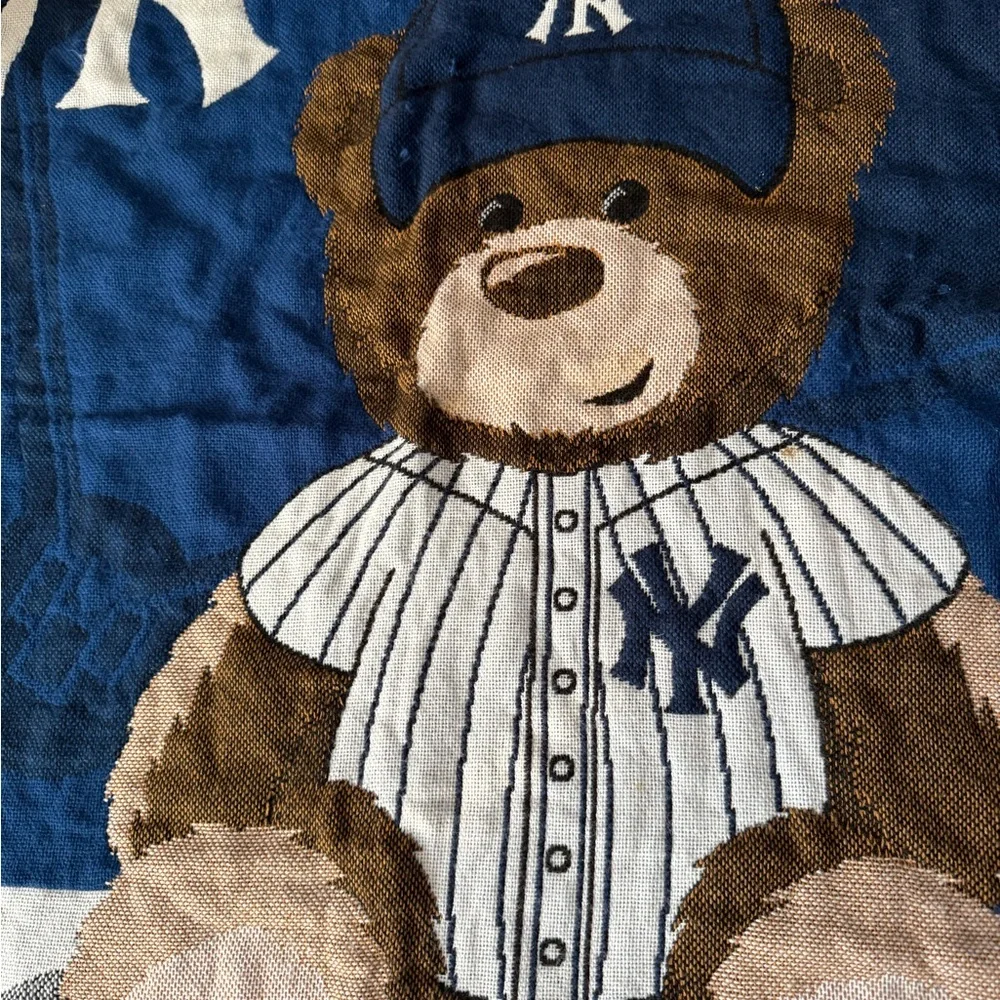 MLB New York Yankees Teddy Bear Throw Knit Blanket‎ Northwest Company 36x47”